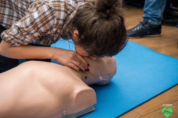 Спаси живот-Обучение по първа помощ 